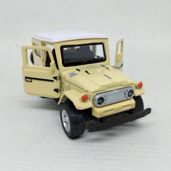 Diecast Mobil Jeep Toyota Land Cruiser Fj40 Hardtop 1:36