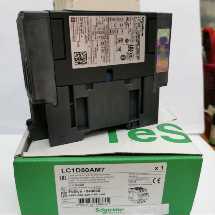 Kontaktor Schneider Lc1D50A 3Kutub