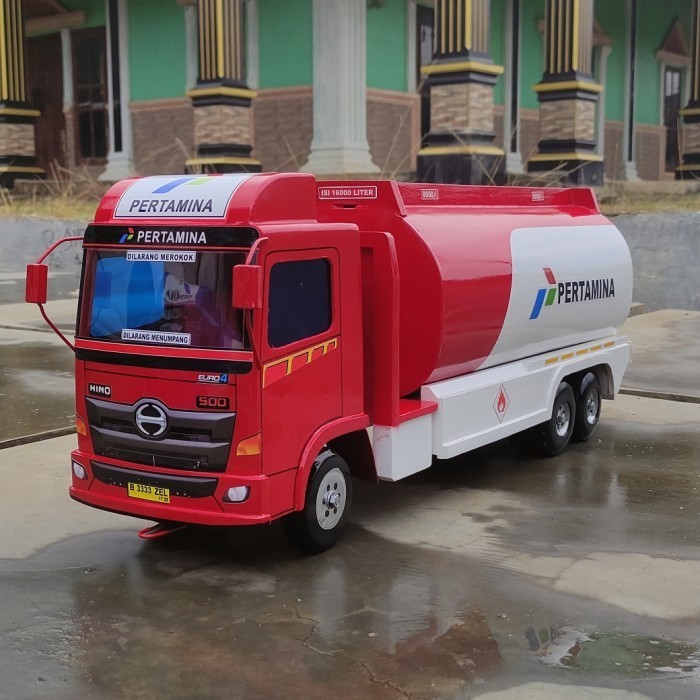 Terbaru Miniatur Mobilan Truk Oleng Tronton Kayu Tangki Truk Pertamina Bagus Promo Terlaris