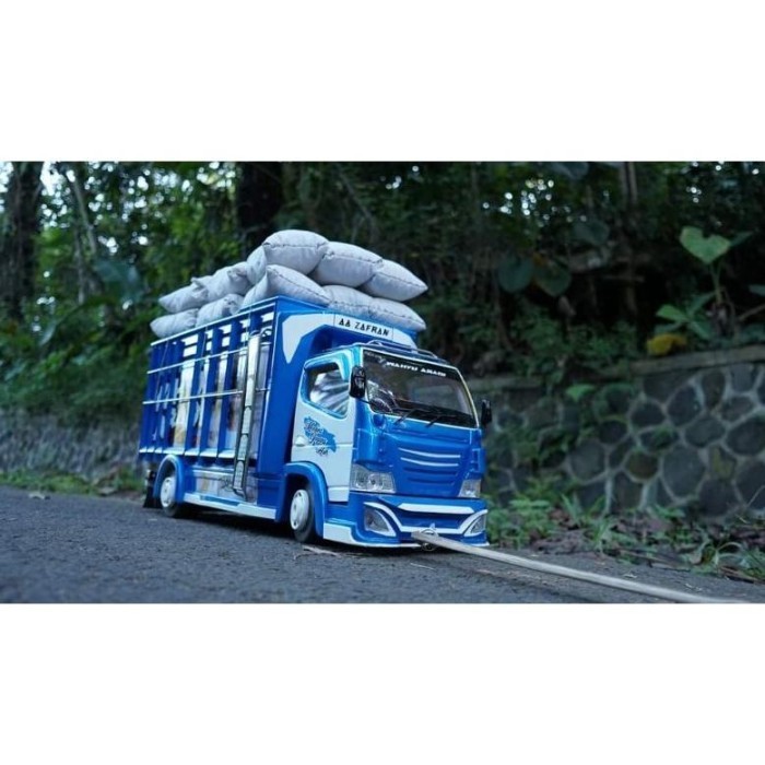 Terbaru Miniatur Truk Oleng Parah New Wahyu Abadi 2021 Bisa Belok Kanan Kiri Promo Terlaris
