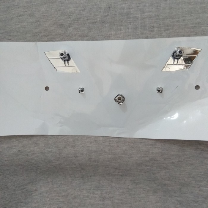 EMBLEM WULING CHROME UNTUK WULING CORTEZ