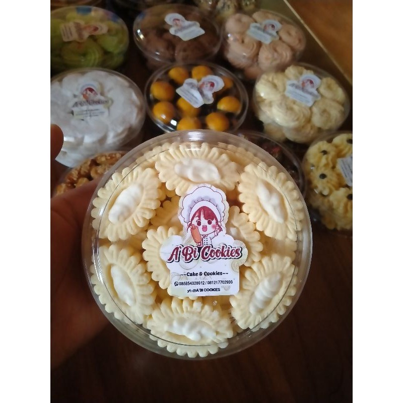 

Kue Kering Milk Cookies 250gr 500gr Kuker