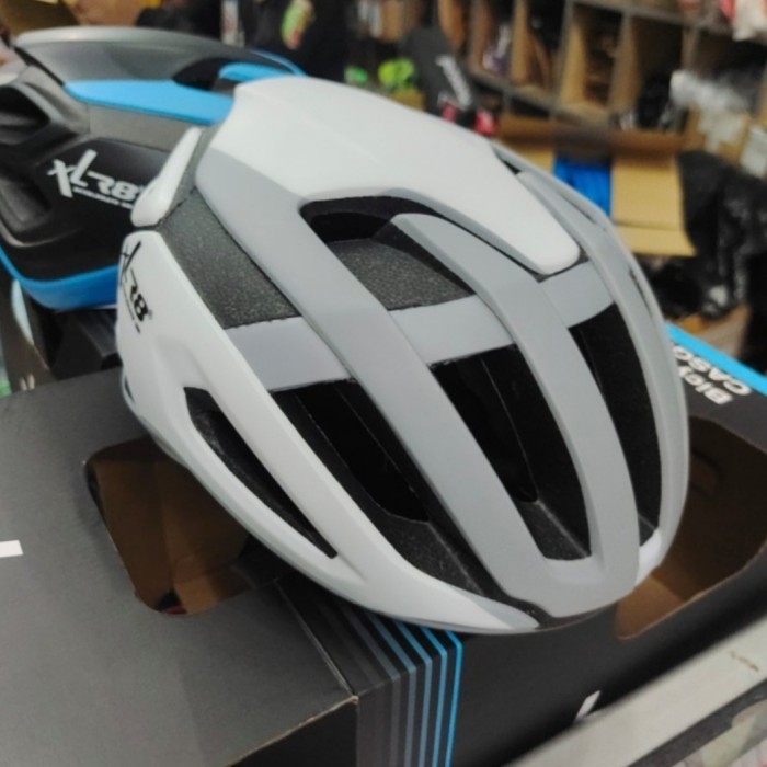 Helm Roadbike Xlr8 Type Six