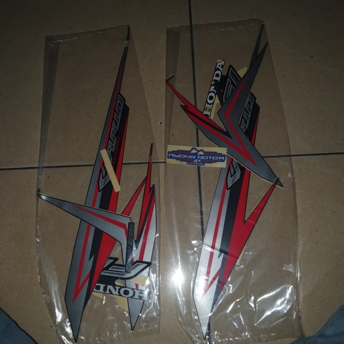 Striping Vario 125 LED 2016 Abu Abu Ori