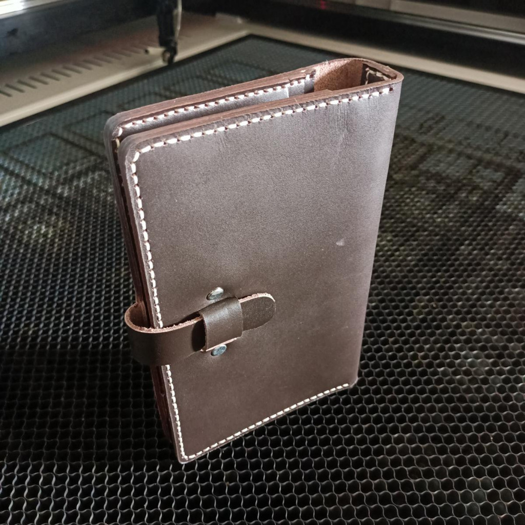 

Buku Kerja Agenda Binder A6 Cover Kulit Sapi Free Gravir