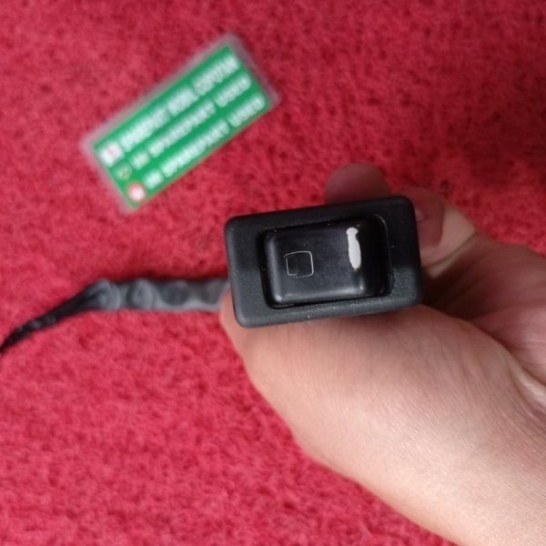 Switch Saklar Pintu Sliding Door Nissan Serena C24