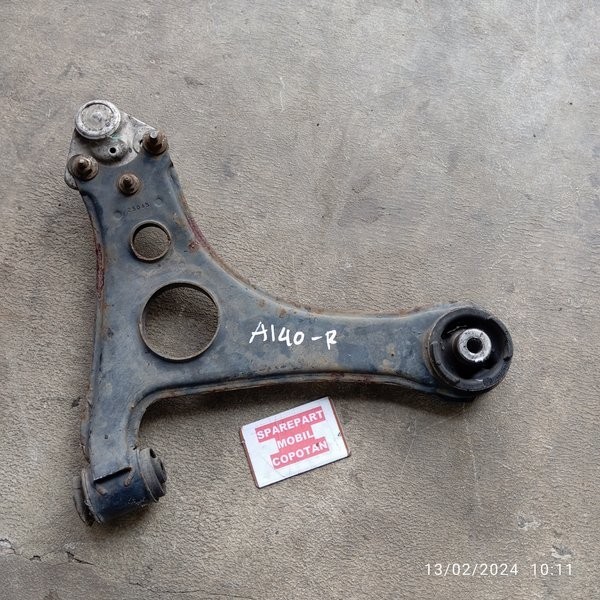 Arm Sayap Bawah Roda Plus Bonus Joint Bagian Kanan R Mercy A140 W168 Copotan