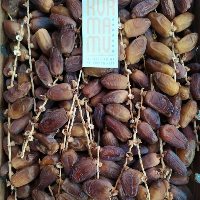 

500Gr Kurma Tunisia Tangkai/Kurma Deglet Nour/Oleh-Oleh Haji Umroh