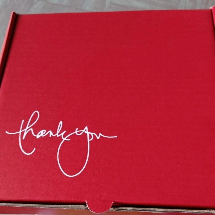 

Limited Hampers Lebaran Idul Fitri Nastar Taiwan Premium Cake isi 12 pcs. - polos Baru!