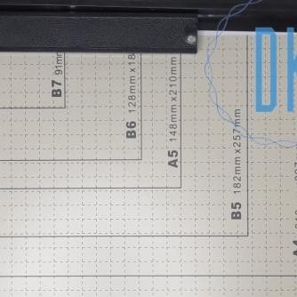 

Termurah! Paper Cutter Joyko Pemotong Alat Potong Kertas Ukuran F4 / A3 Ready Stok