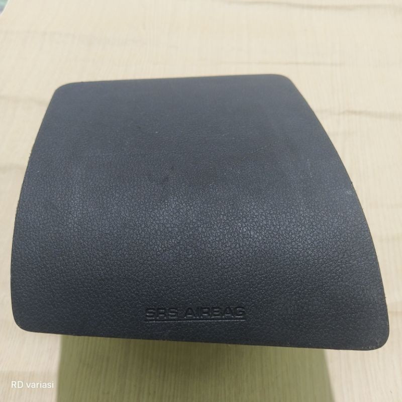 cover airbag dashboard penumpang sirion tutup airbag original