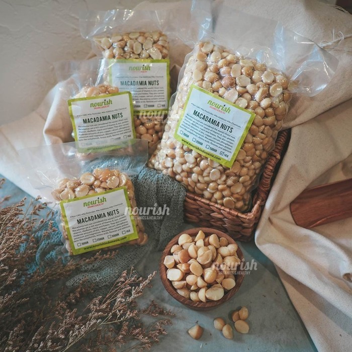 

Macadamia Nuts (Kacang Macadamia) gr