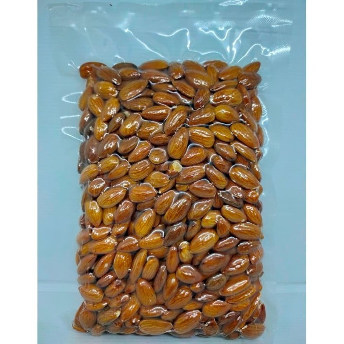 

1gr Kacang Almond VAKUM Mentah Kupas Utuh Raw Whole ue