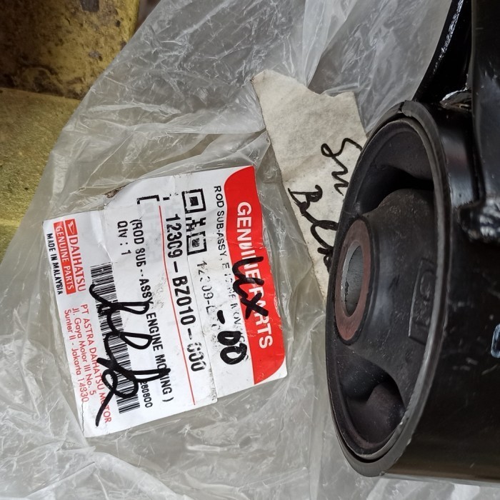 Engine Mounting Tengah Sirion