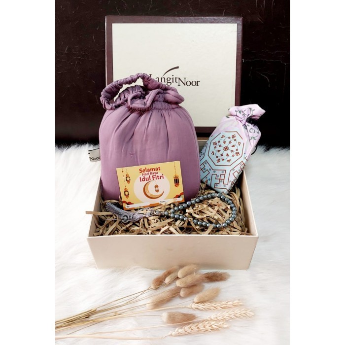 Hampers Mukena Sajadah Sarung Box