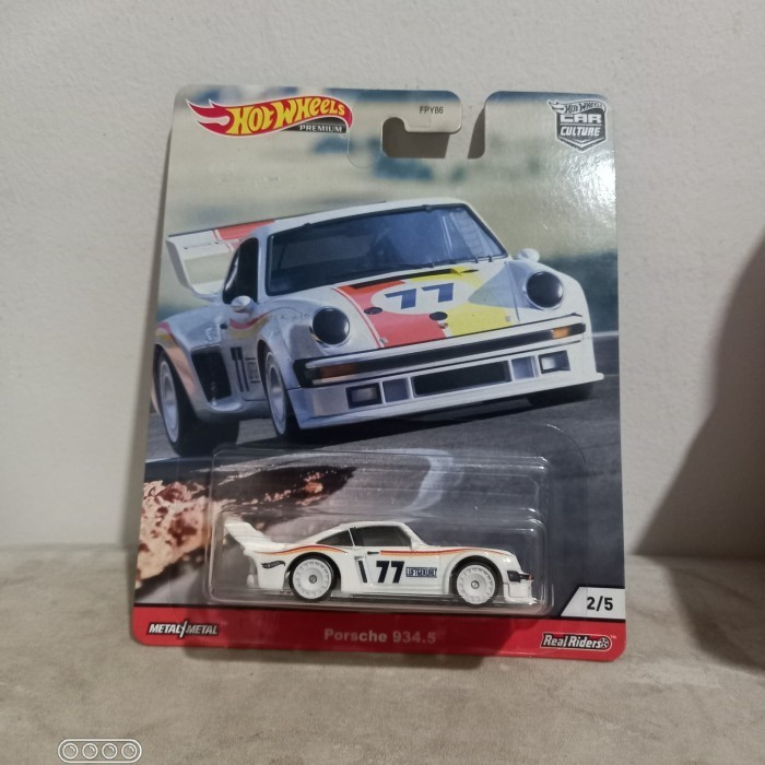 Hotwheels Porsche 934.5 Premium Ban Karet