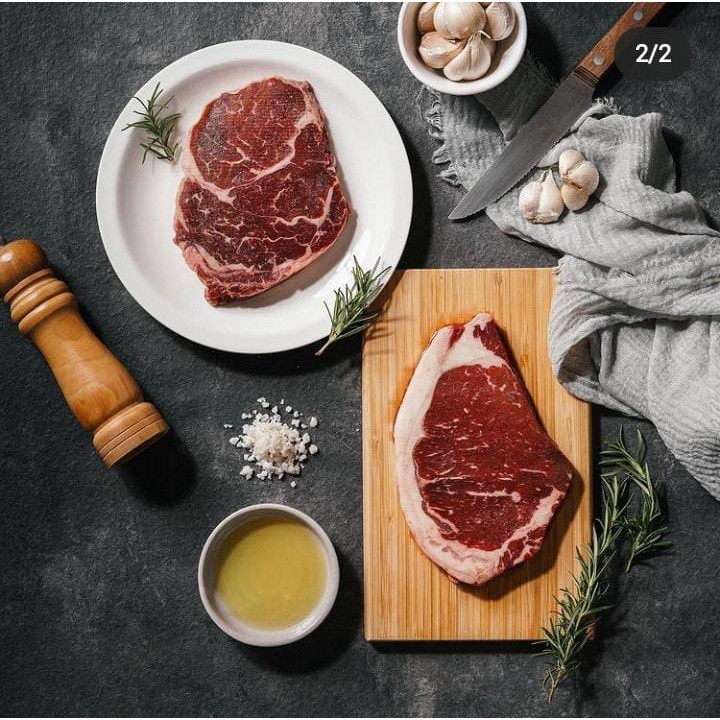 

Grain Fed Black Angus Striploin 2+ -Gratisongkir