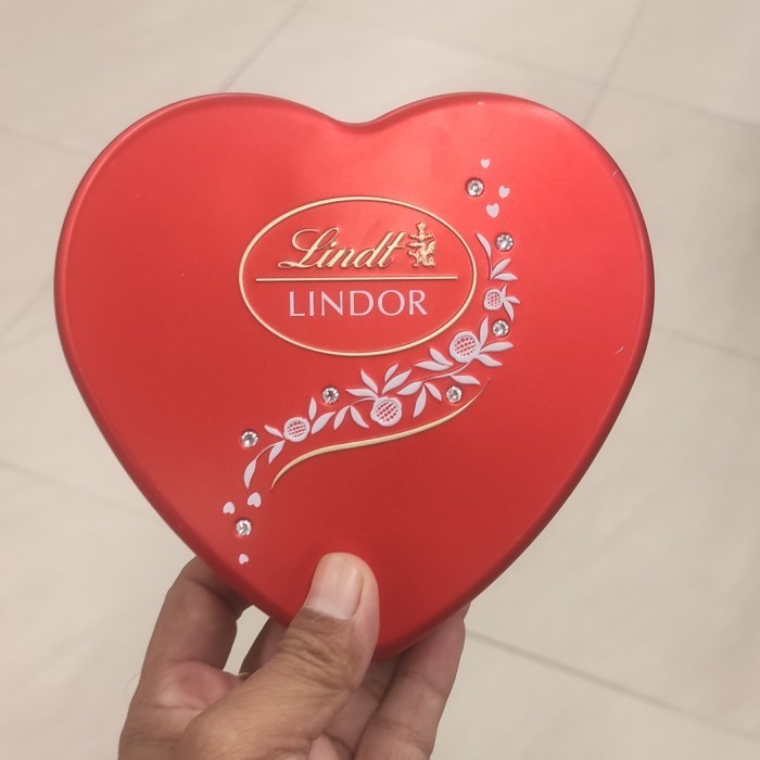 

((((()paling dicari] LINDT LINDOR SWISS 96 GR