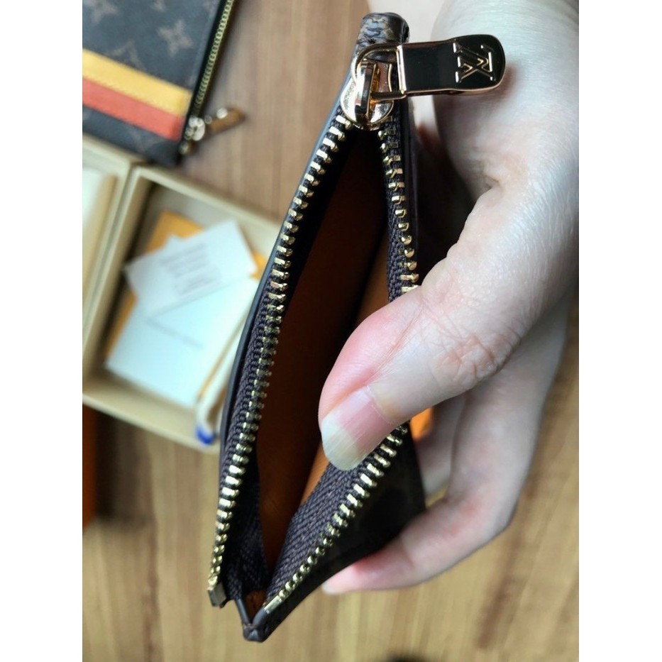 

BARANG TERLARIS Card Holder L V StellaLou Rabbit Coin & Card Holder