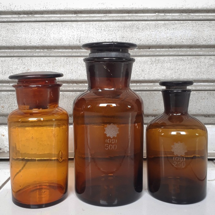 Botol antik kuno dan jadul botol obat botol kimia
