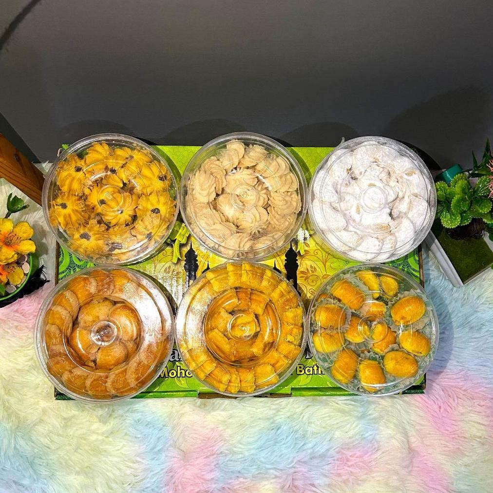 

CR - Paket Kue lebaran Premium Prima Jaya Oval Isi 6 Varian Rasa Kacang Nastar Putri Salju Murah Toplesan Idul Fitri Hampers Lebaran Kue Kering Idul Fitri Parcel Parsel Lebaran Idul Fitri Bingkisan Lebaran Idul Fitri TERLARIS