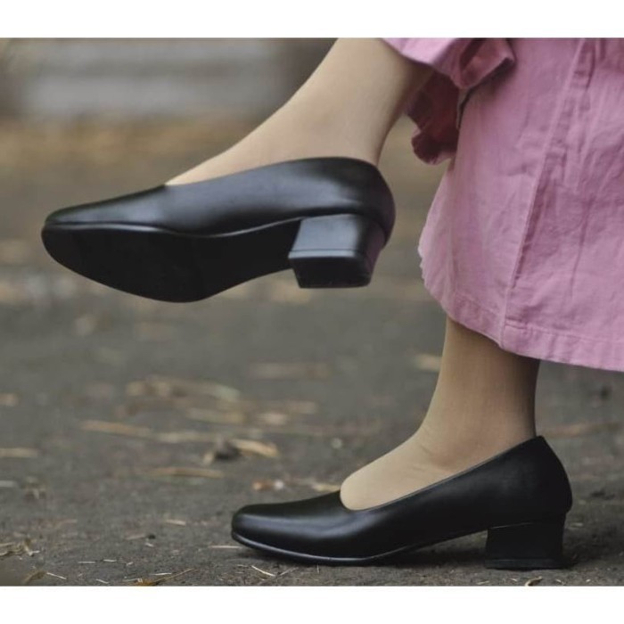 Sepatu Wanita Pantofel Jumbo Ukuran Besar No 41 42 43 44 45 Sepatu