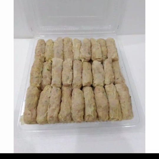 

Uinn - Terbaru Dimsum Lumpia Ayam Halal Isi 25 Plus Sambal . Frozen Food