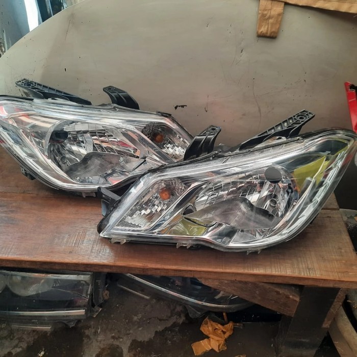 BARU HEADLAMP/LAMPU DEPAN WULING CONFERO DB