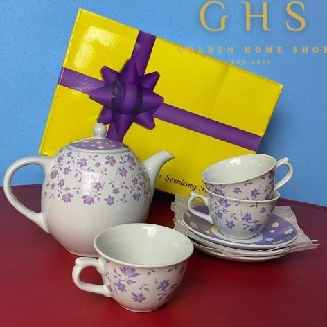 

Barang Terlaris Hampers Premium Purple Set Lebaran Ramadhan Wedding Emyrastore