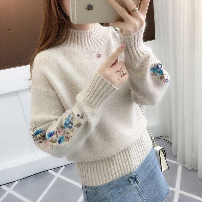 -Women's Fashion Mock Neck Sweater Sweet Embroidery Bottoming Sweater