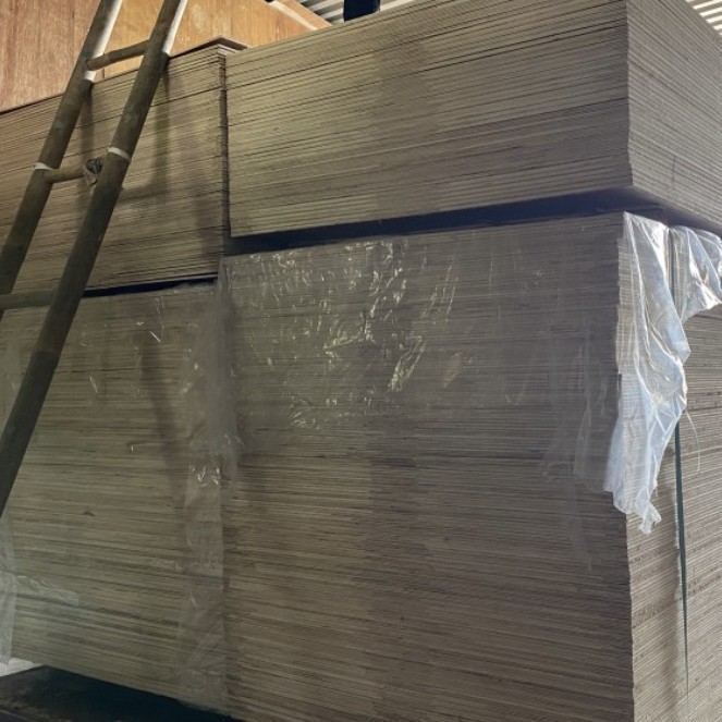 TRIPLEK 6 MM TUNAS ALBA PLYWOOD