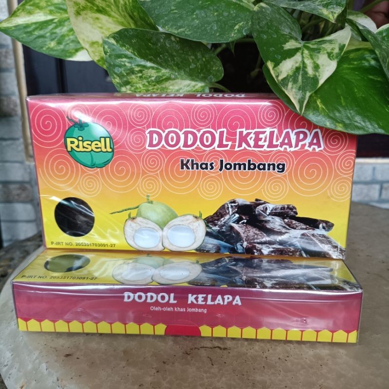 

Bestseller Dodol Kelapa Oleh-Oleh Khas Jombang Isi 15 Biji