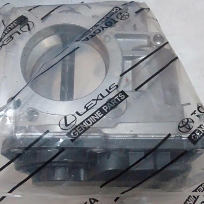 throtle body Toyota Innova Bensin 2005-2016 22030-0C010 Original