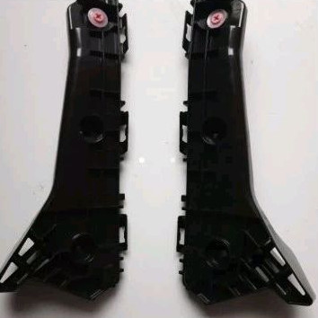 Breket-Brekt-Breaket-Bereket Bemper-Bumper Depan Innova Reborn 2018