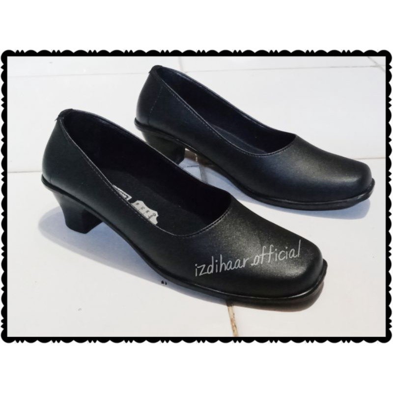 Promo Mega Sale 4.4 // Sepatu Vantofel Wanita Gucci / Sepatu Kantor Hak 5 cm