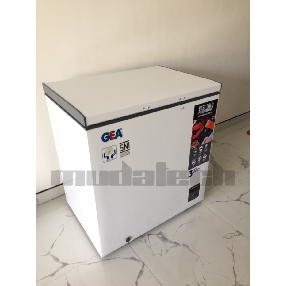 Gea Freezer Ab 226 R 200Liter Freezer - Ab 226 R- Putih