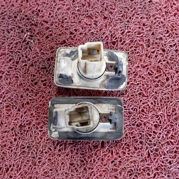 Lampu Sen Sein Riting Body Fender Nissan Xtrail X-Trail T30 St Sepasang Kanan Kiri