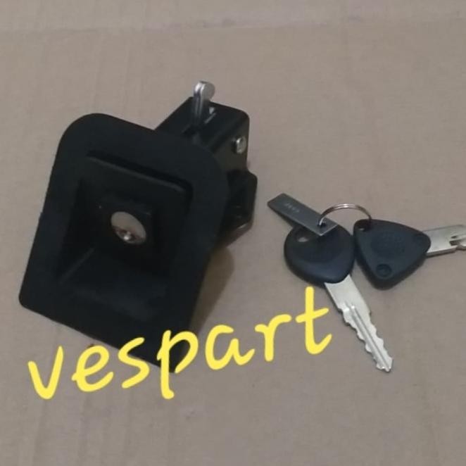 Kuncian Kunci Jok Vespa Excel