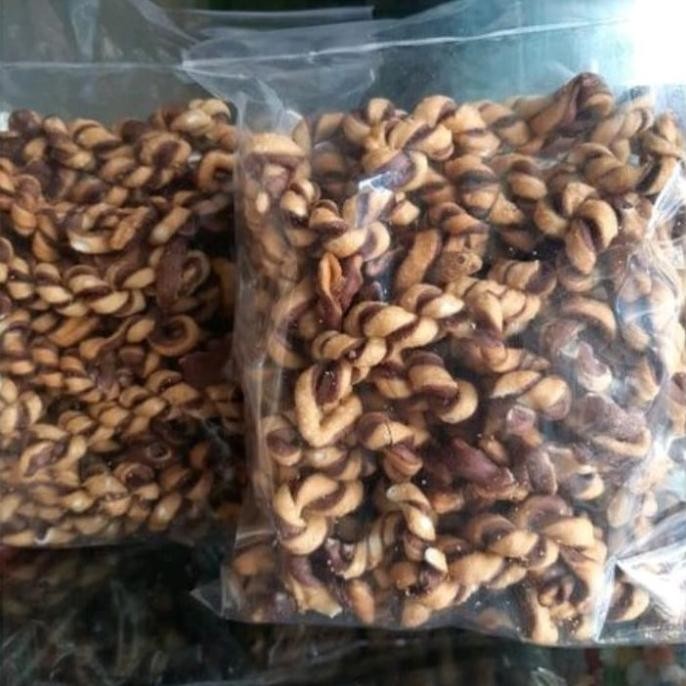 

KUE TAMBANG/UNTIR UNTIR BERAT 250 GRAM