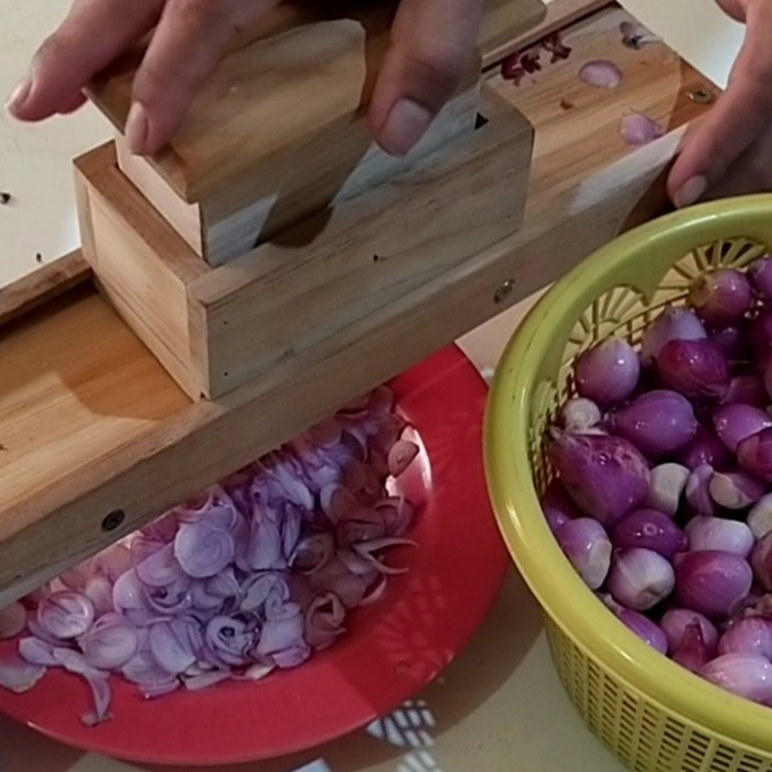 Alat Pengiris Bawang/Pisang/Singkong Dari Kayu Jati