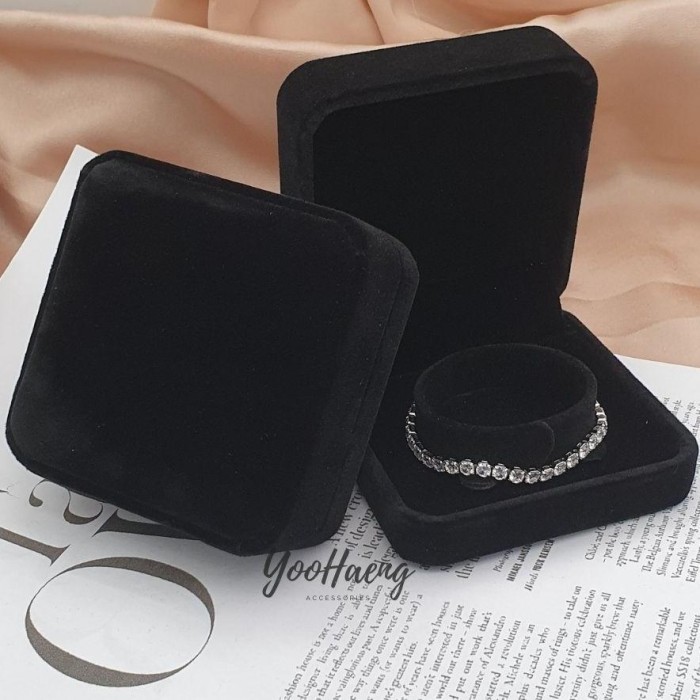 Ready [Yh] Kotak Gelang Bludru / Tempat Gelang Velvet Lamaran / Nikah /