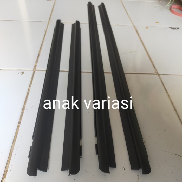 Pelipit Kaca Luar Datsun Go, Datsun Go+, Datsun Go Cross 1Set