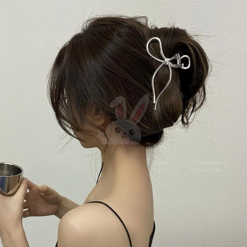 Jepit Rambut Cakar Wanita Model Pita Besar Warna Silver Gaya Unik Korea