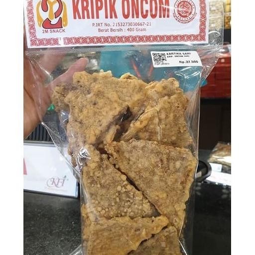 

READY STOCK KRIPIK ONCOM 2M KERIPIK SNACK KARTIKA SARI BANDUNG BEST SELLER SALE PR !!!!!