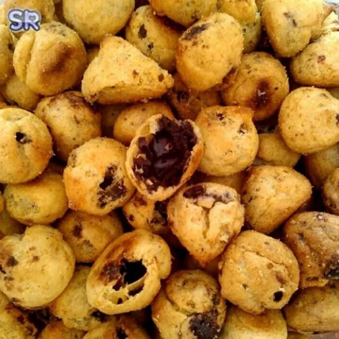 

READY STOCK KUE SOES KERING COKLAT 1 KG !!!!!
