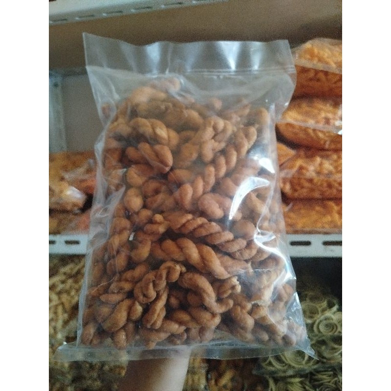 

kue tali tali
