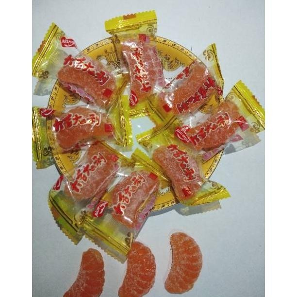 

Permen Manisan Jelly Jeruk / Jelly Hongmao Manisan / Permen Jeli Rasa Jeruk (Mandarin Orange Jelly Candy) Halal Permen Lunak Rasa Jeruk 500Gr Manisan Orange Jelly Can