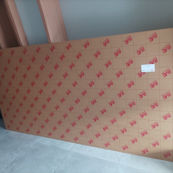 AKRILIK LEMBARAN PUTIH SUSU 3MM 122X244 CM