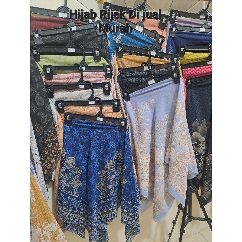 Promo Mega Sale 5.5 // kerudung rijek tarik benang di jual murah.Termurah Denai Voal Motif Premium