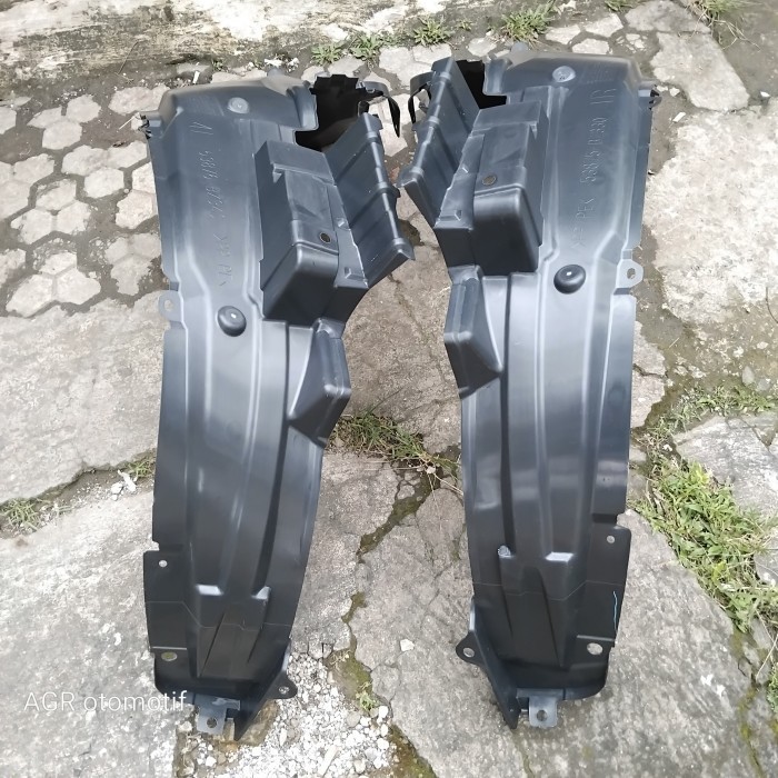 liner fender depan new rush terios 2018-2020 original